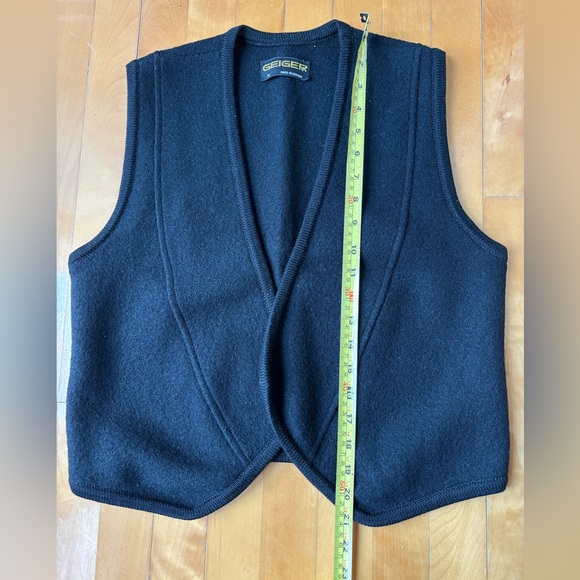 Geiger of Austria wool vest - Picture 3 of 4